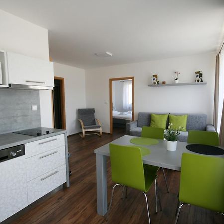 Apartmany Apollon Resort レドニツェ エクステリア 写真